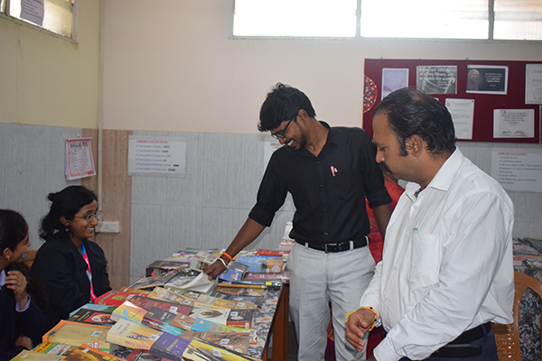 Library-Books-Exhibition231024-1